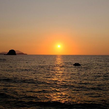 ポロニア Milora Sunsetアパートホテル エクステリア 写真
